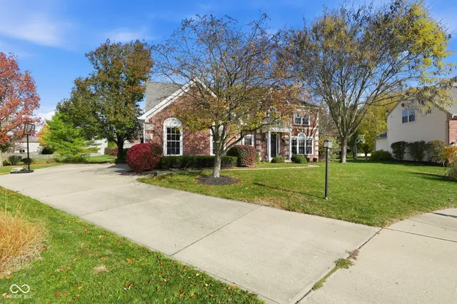 $515,000 | 1561 Claireridge Court, Avon, IN 46123