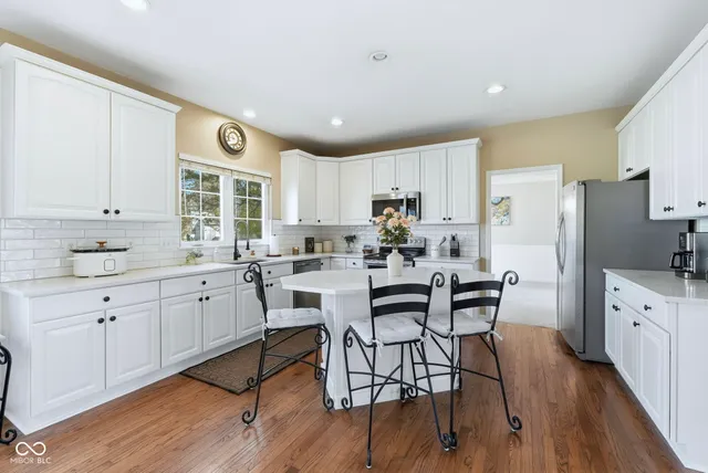 $515,000 | 1561 Claireridge Court, Avon, IN 46123