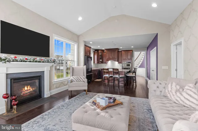 $1,100,000 | 26 Hillyer Lane, Newtown, PA 18940