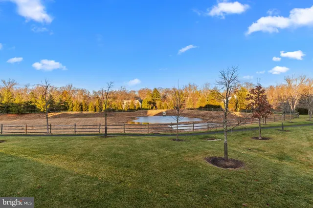$1,100,000 | 26 Hillyer Lane, Newtown, PA 18940