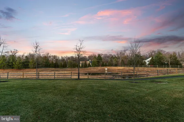 $1,100,000 | 26 Hillyer Lane, Newtown, PA 18940