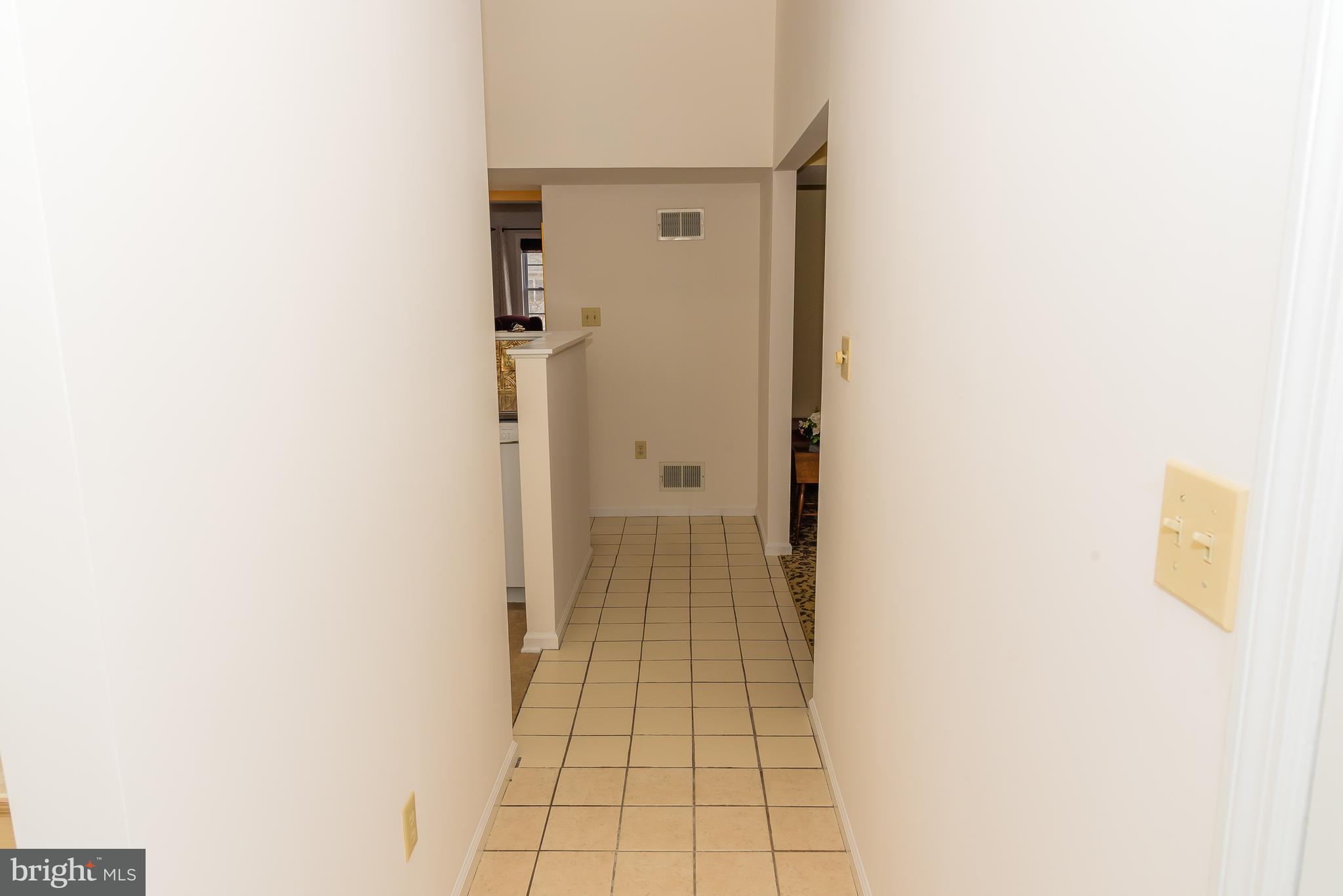 118 Spring Ridge Court Lancaster, PA 17601 - Photo 6 of 28 Gallery Image 6