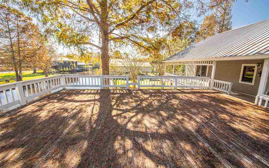 20490 Johnson Drive Springfield, LA 70462 - Photo 32 of 33 Gallery Image 32