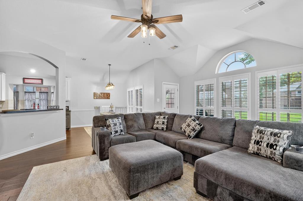 9506 Garrett Drive Rowlett, TX 75089 - Photo 14 of 40