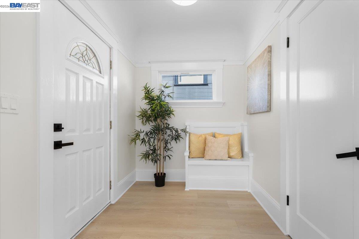 1237 Ashby Avenue Berkeley, CA 94702 - Photo 11 of 31