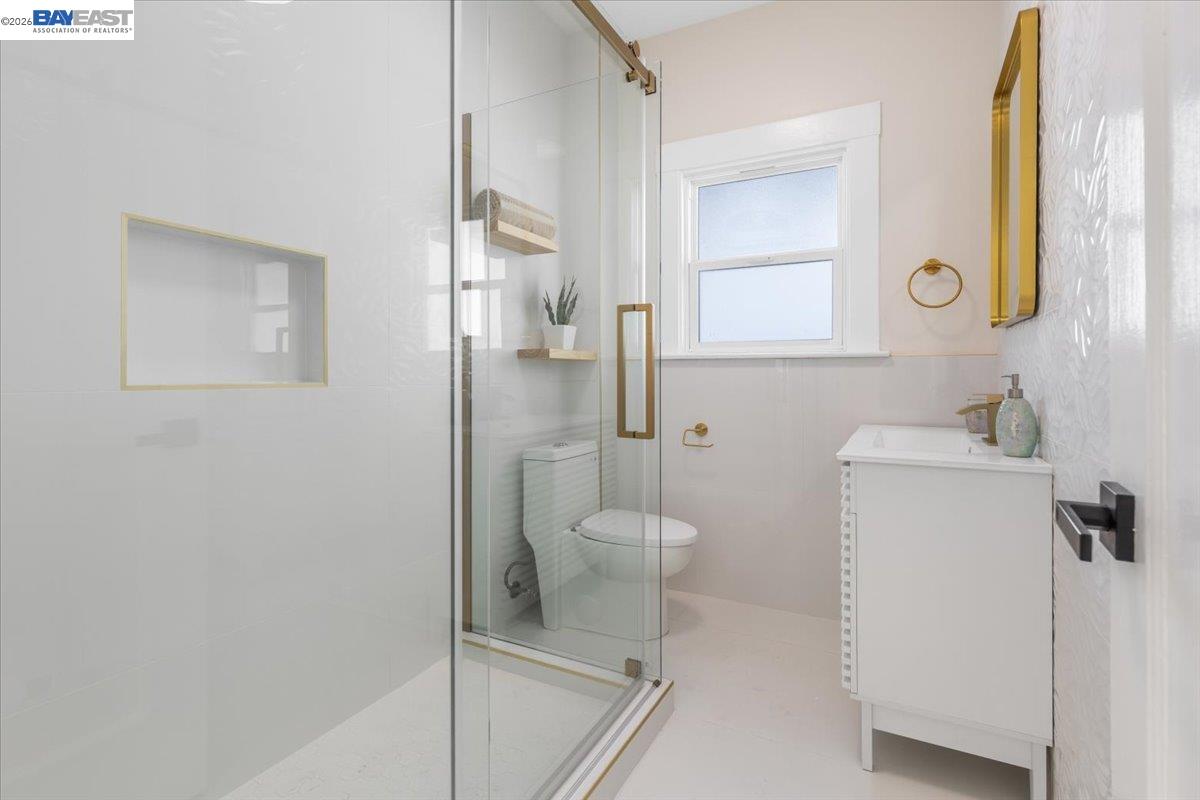 1237 Ashby Avenue Berkeley, CA 94702 - Photo 13 of 31