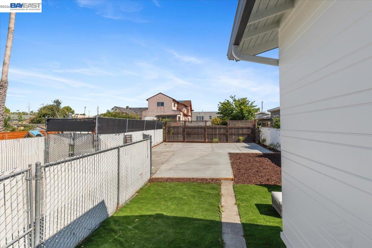 1237 Ashby Avenue Berkeley, CA 94702 - Photo 24 of 31