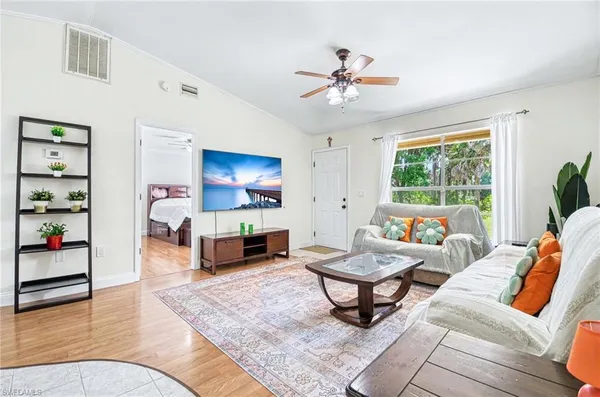 $597,500 | 311 2nd Street Southeast, Naples, FL 34117