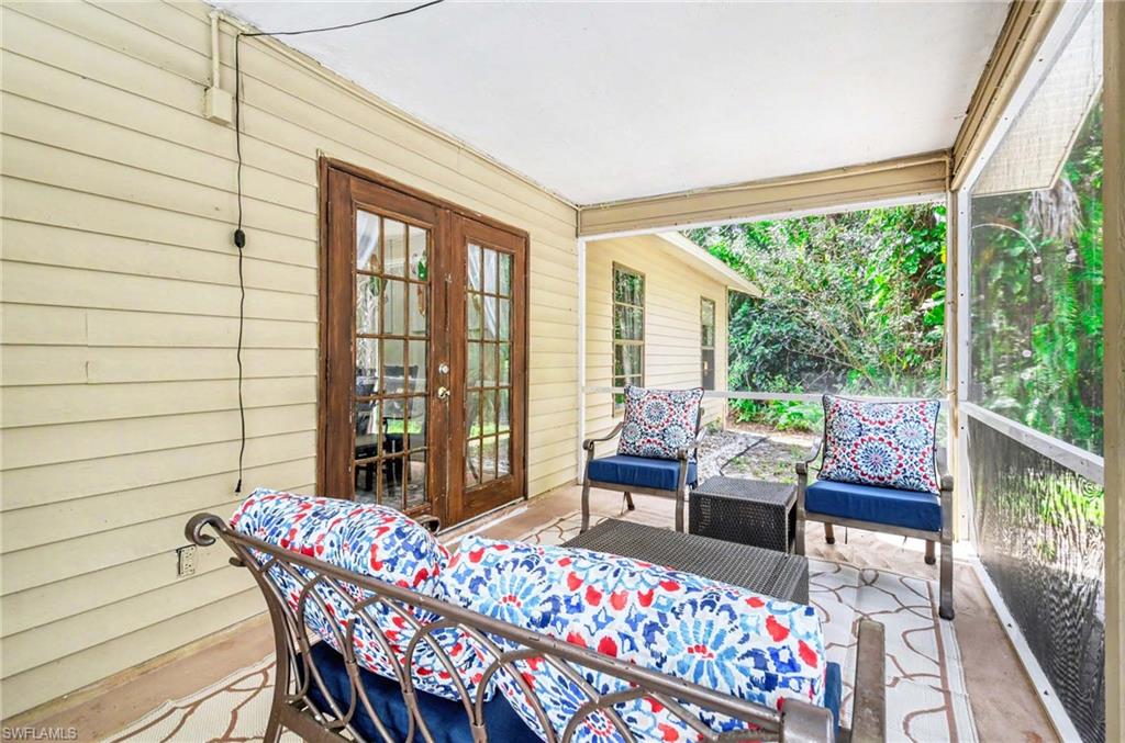 311 2nd Street Southeast Naples, FL 34117 - Photo 13 of 17