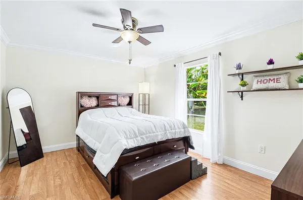 $597,500 | 311 2nd Street Southeast, Naples, FL 34117