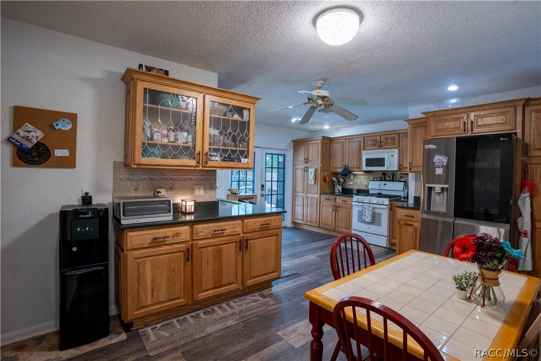 6046 East Loring Lane Inverness, FL 34452 - Photo 9 of 27 Gallery Image 9