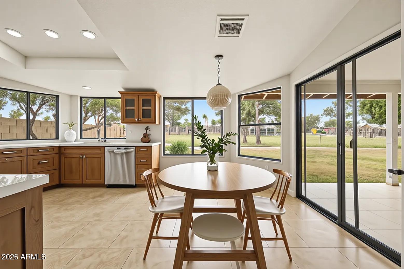 6951 West Kimberly Way Glendale, AZ 85308 - Photo 22 of 49 collov-ai_20260411085144_0wx339