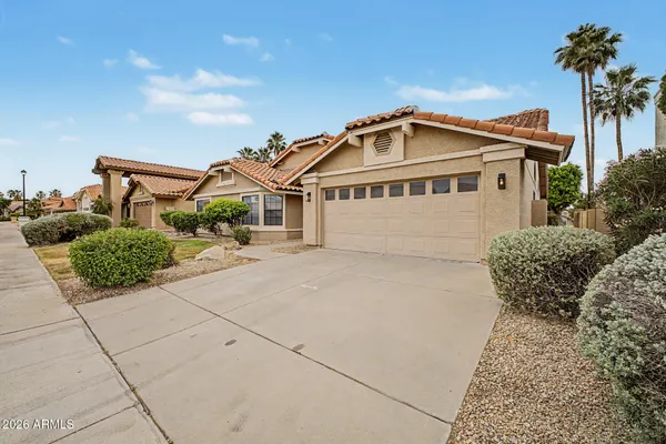 $649,000 | 6951 West Kimberly Way, Glendale, AZ 85308