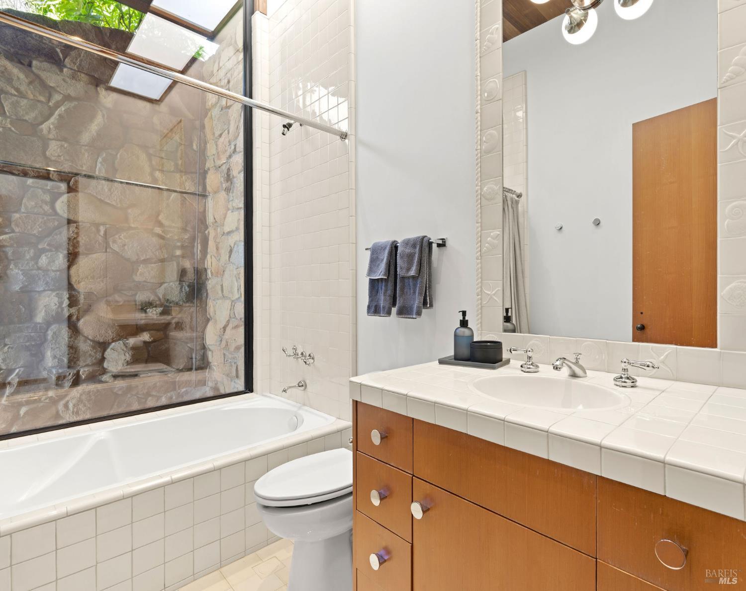 22138 Highway 1 Jenner, CA 95450 - Photo 23 of 53 Gallery Image 23