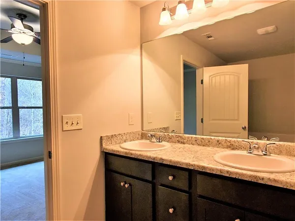 $1,800 | 349 Turtle Creek Drive, Winder, GA 30680