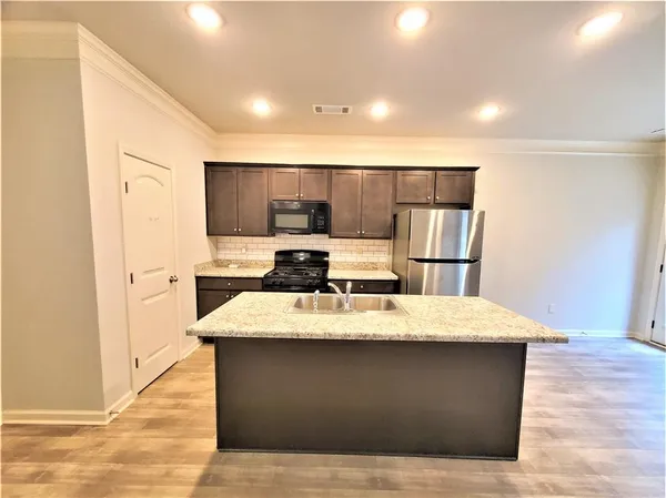 $1,800 | 349 Turtle Creek Drive, Winder, GA 30680