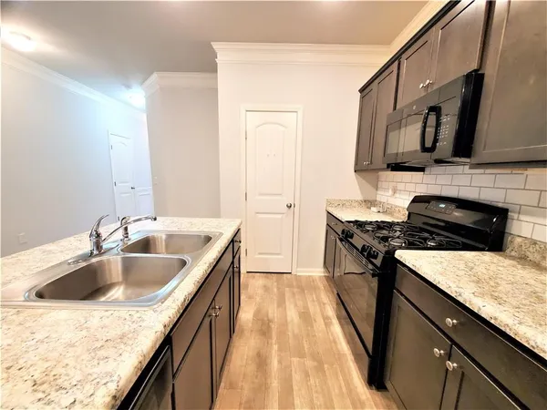 $1,800 | 349 Turtle Creek Drive, Winder, GA 30680