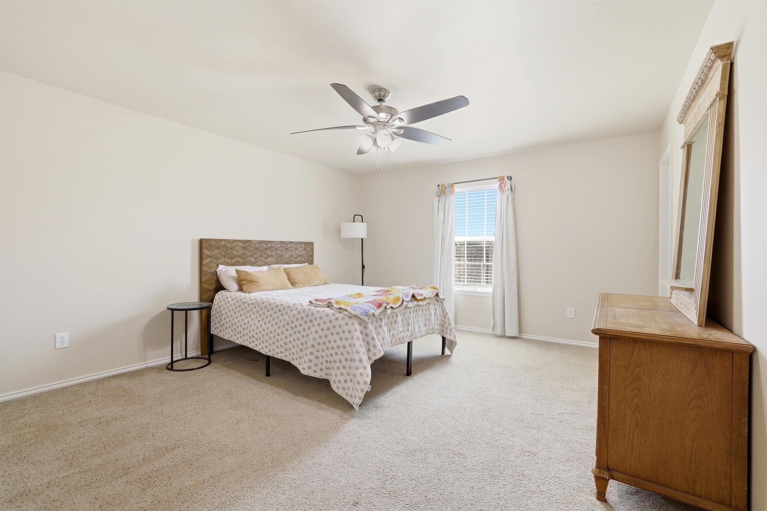 6801 36th Street Lubbock, TX 79407 - Photo 7 of 22 25_ff6929bf-e0fa-4d50-91e6-b85ca4d3bd69