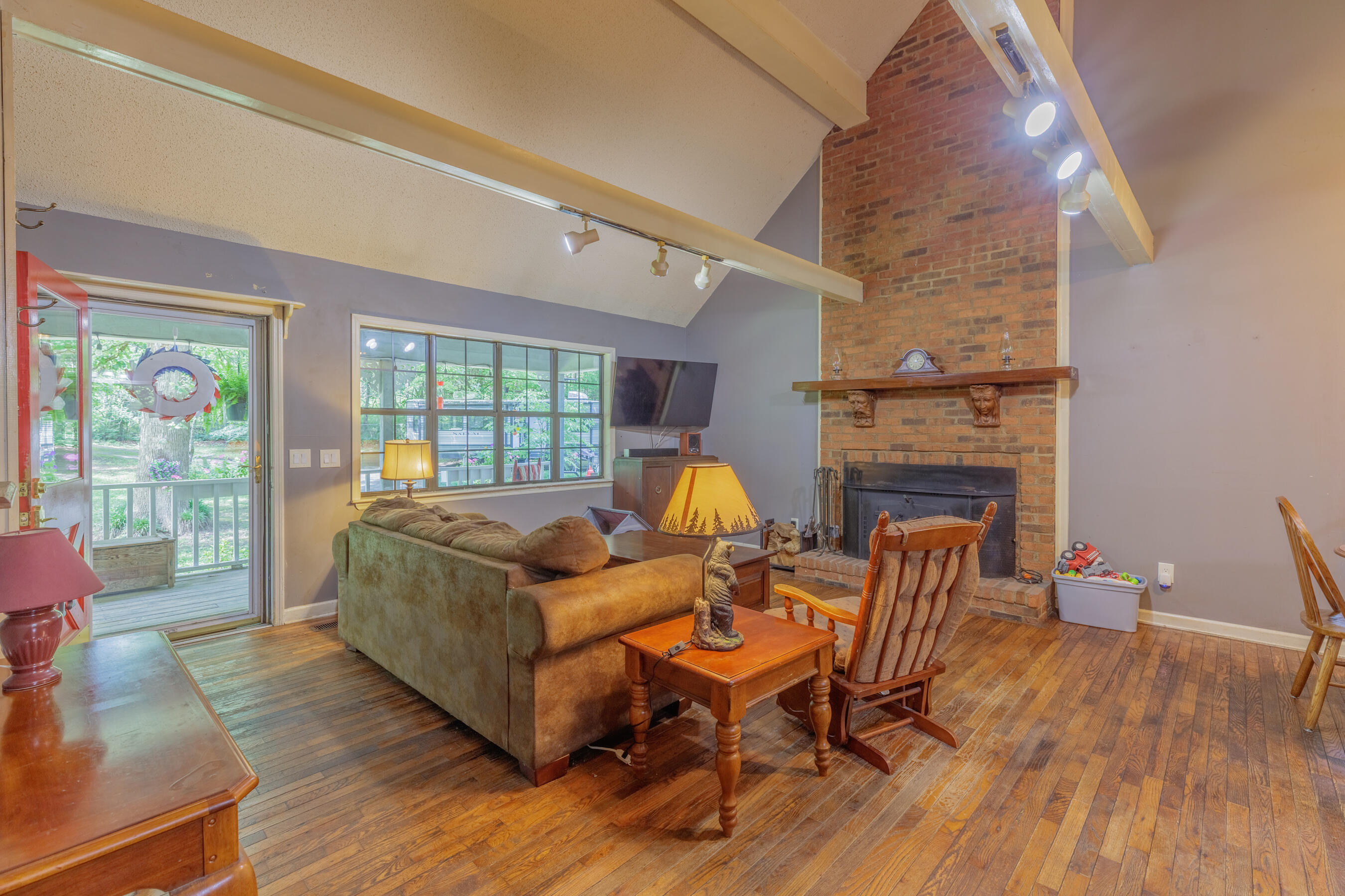 9527 East Brainerd Road Chattanooga, TN 37421 - Photo 23 of 52 9527 E Brainerd HD -21