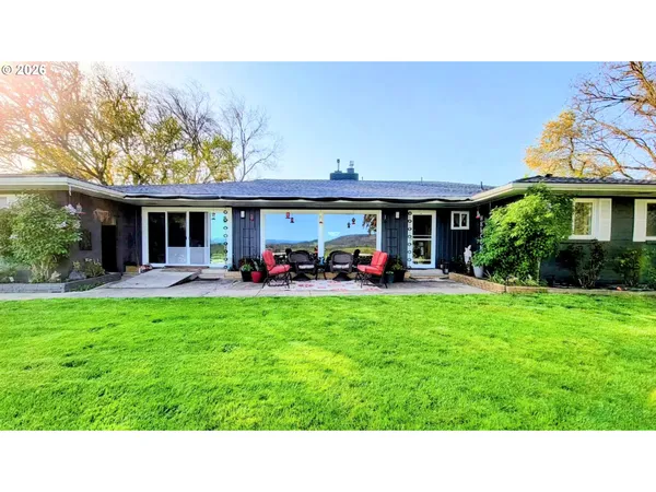 $785,000 | 120 Hammel Road, Eagle Point, OR 97524