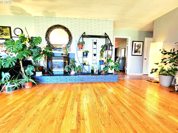 $785,000 | 120 Hammel Road, Eagle Point, OR 97524