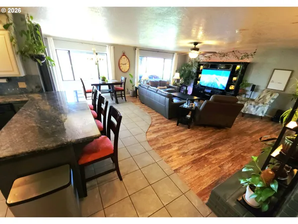 $785,000 | 120 Hammel Road, Eagle Point, OR 97524