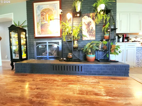 $785,000 | 120 Hammel Road, Eagle Point, OR 97524