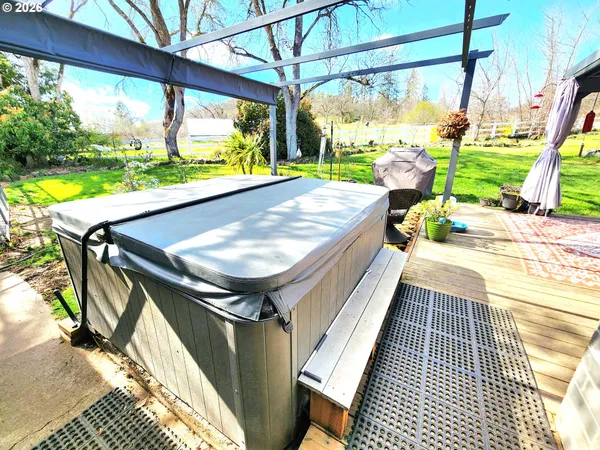 $785,000 | 120 Hammel Road, Eagle Point, OR 97524