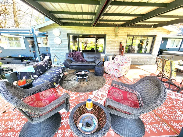 $785,000 | 120 Hammel Road, Eagle Point, OR 97524