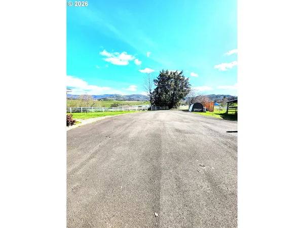 $785,000 | 120 Hammel Road, Eagle Point, OR 97524