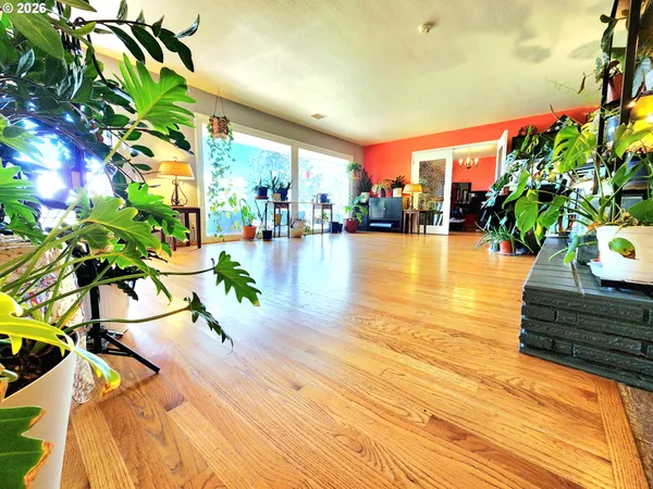 $785,000 | 120 Hammel Road, Eagle Point, OR 97524