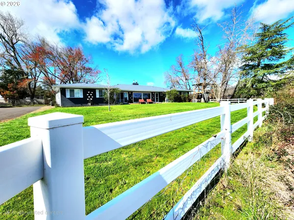 $785,000 | 120 Hammel Road, Eagle Point, OR 97524