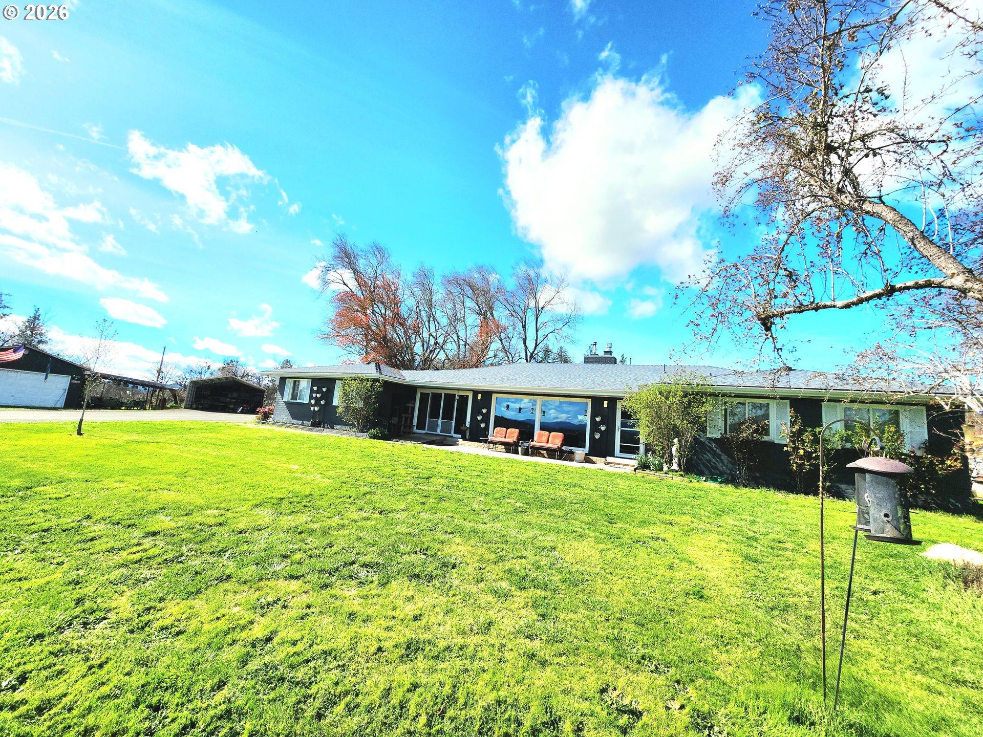 120 Hammel Road Eagle Point, OR 97524 - Photo 10 of 47