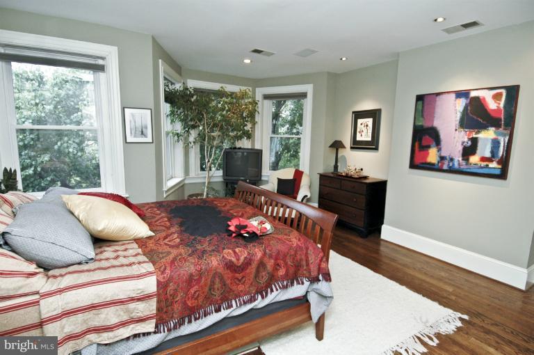 1847 California Street Northwest Washington, DC 20009 - Photo 1 of 30 Bedroom (Master)