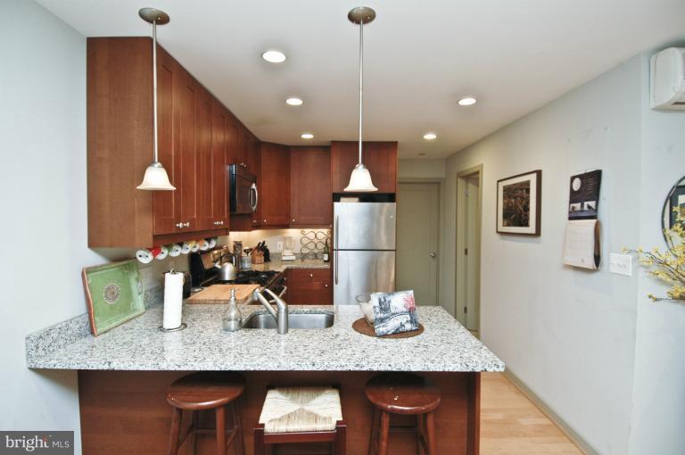 1847 California Street Northwest Washington, DC 20009 - Photo 2 of 30 Apartment Kitchen