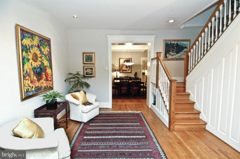 1847 California Street Northwest Washington, DC 20009 - Photo 16 of 30 Living Room