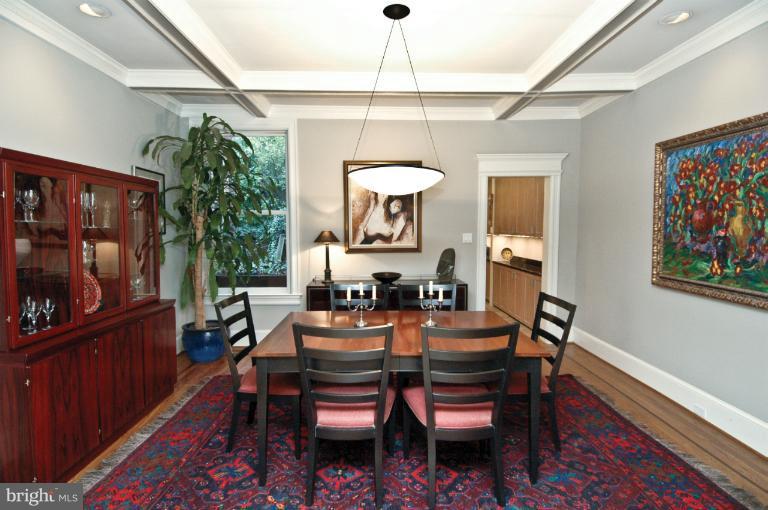 1847 California Street Northwest Washington, DC 20009 - Photo 26 of 30 Dining Room