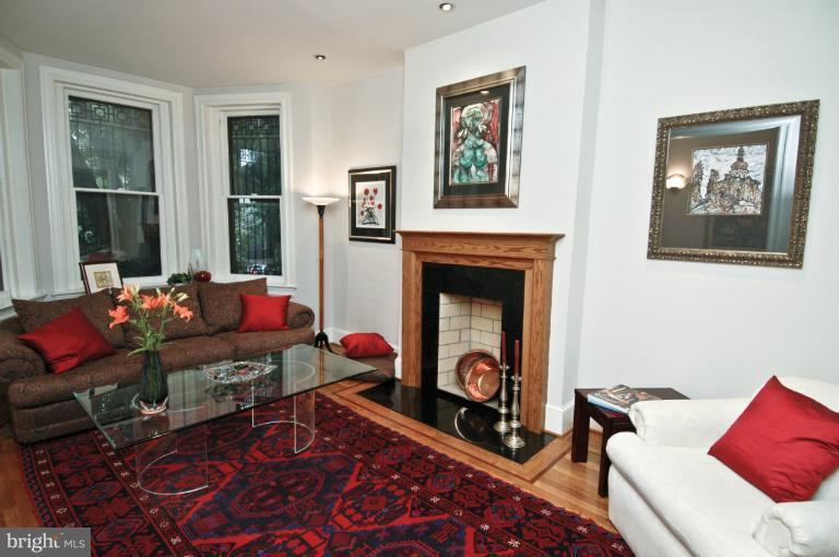 1847 California Street Northwest Washington, DC 20009 - Photo 29 of 30 Living Room