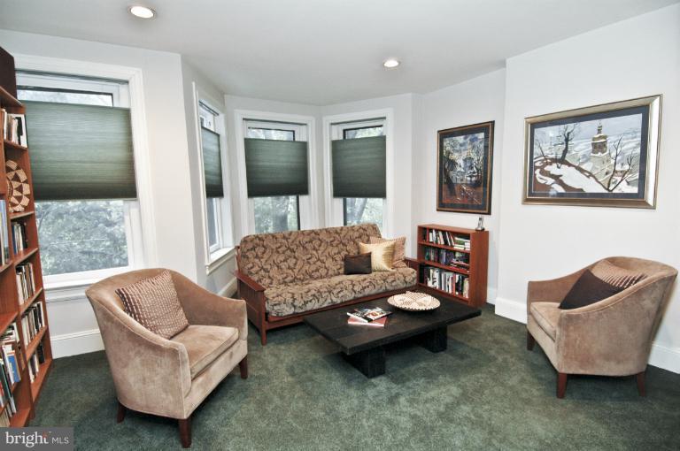 1847 California Street Northwest Washington, DC 20009 - Photo 9 of 30 Bedroom 2 (2)