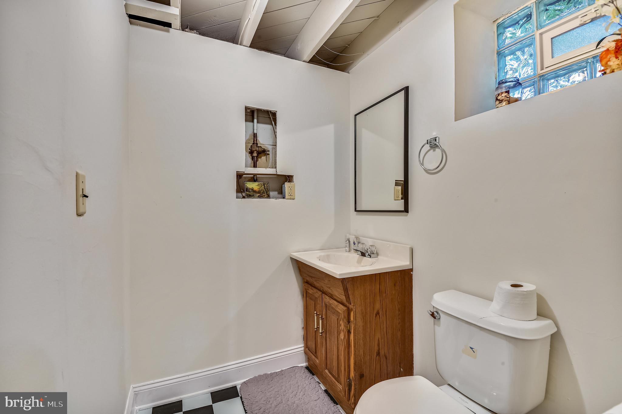 3613 Kenmar Road Baltimore, MD 21244 - Photo 37 of 64 Half bath