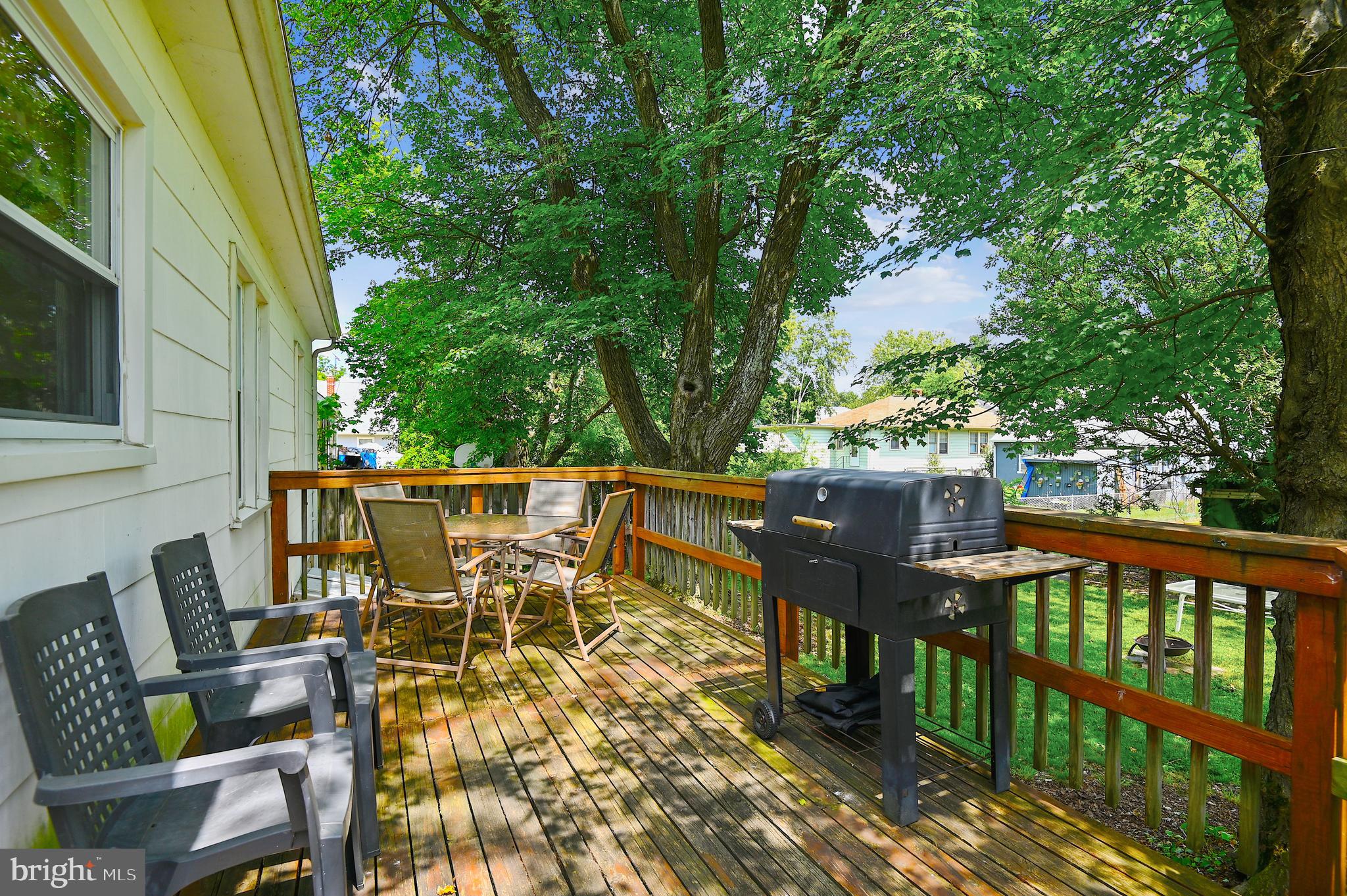 3613 Kenmar Road Baltimore, MD 21244 - Photo 5 of 64 Relaxing on the deck