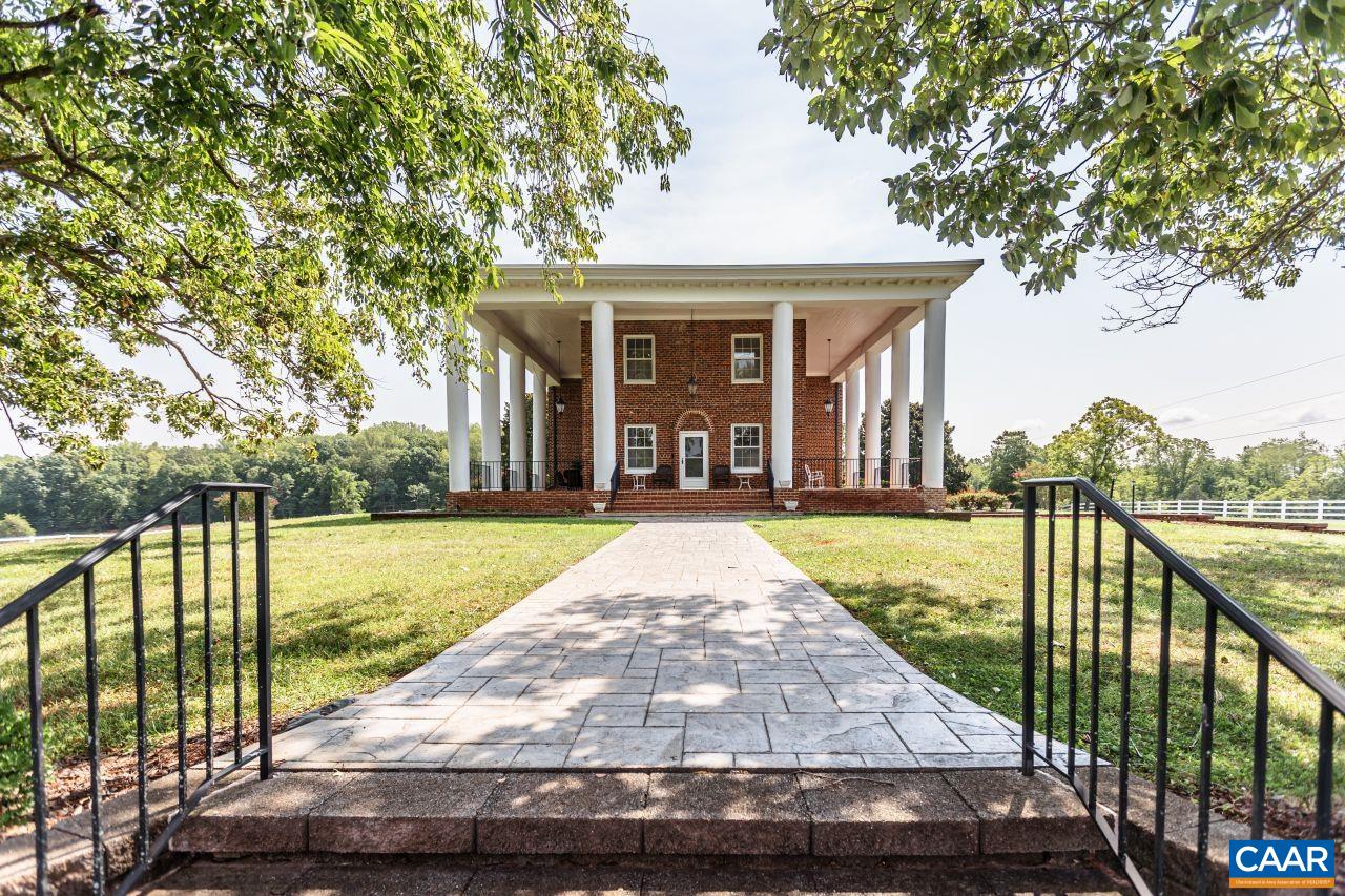 1024 Sunset Drive Amherst, VA 24521 - Photo 16 of 73 Gallery Image 16