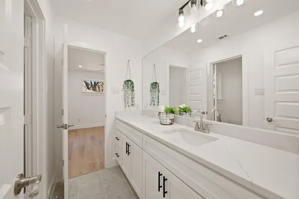 $589,000 | 8420 Bellingham Drive, Dallas, TX 75228