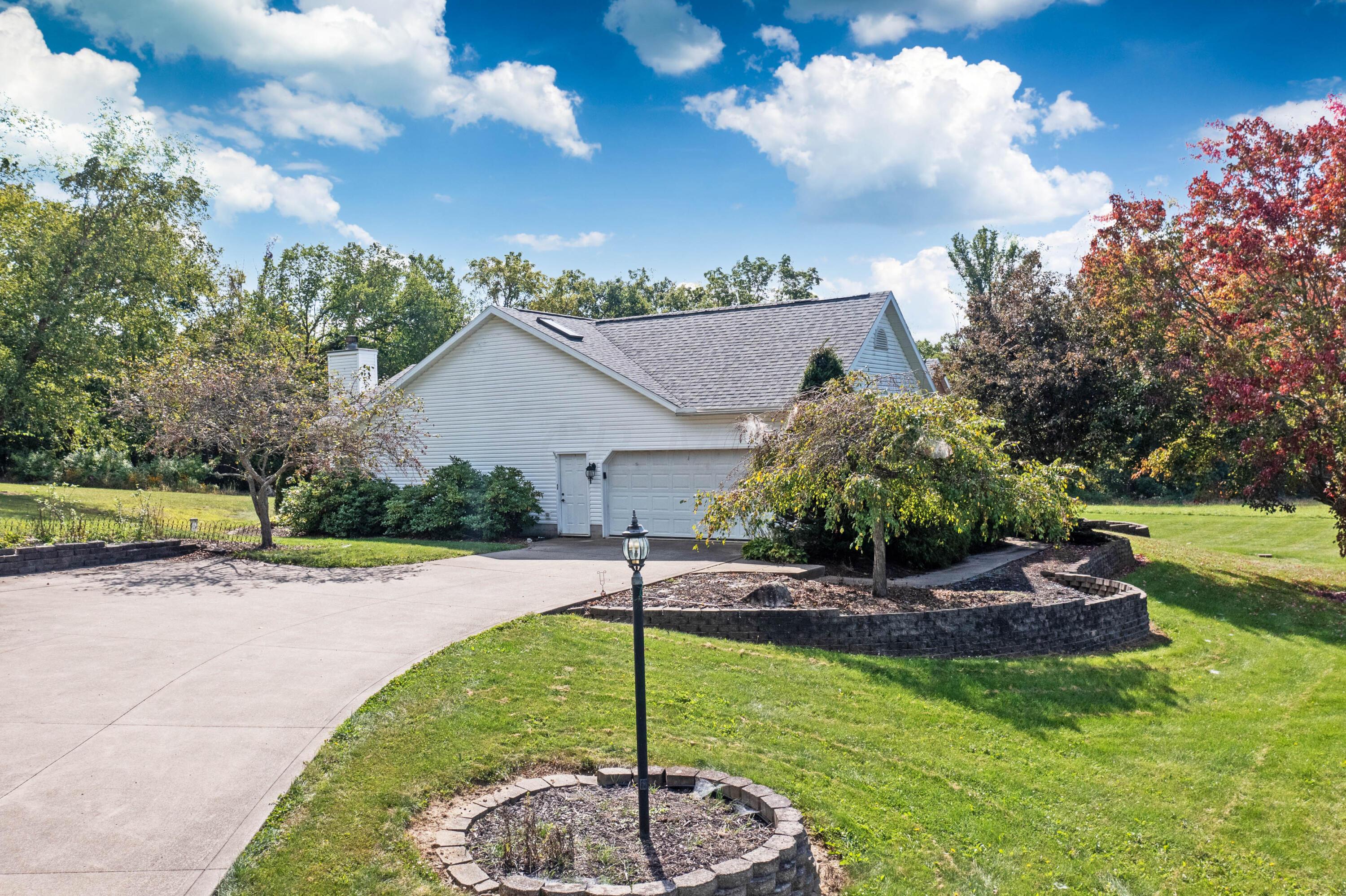 1166 Hathaway Road Bellville, OH 44813 - Photo 44 of 71 1166HathawayRoadExt_Hommati102(10)