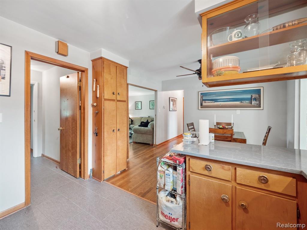 460 Alter Road Detroit, MI 48215 - Photo 24 of 51