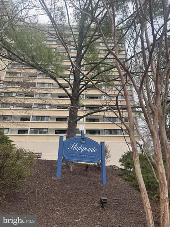 $249,900 | 5911 Edsall Road, Unit 608, Alexandria, VA 22304