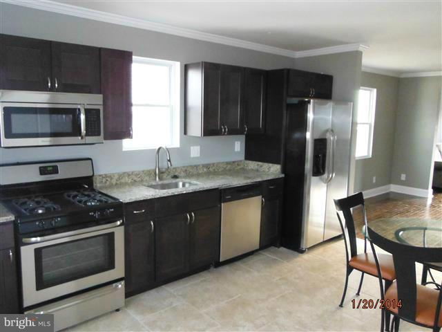2824 Garnet Road Baltimore, MD 21234 - Photo 4 of 22 Kitchen