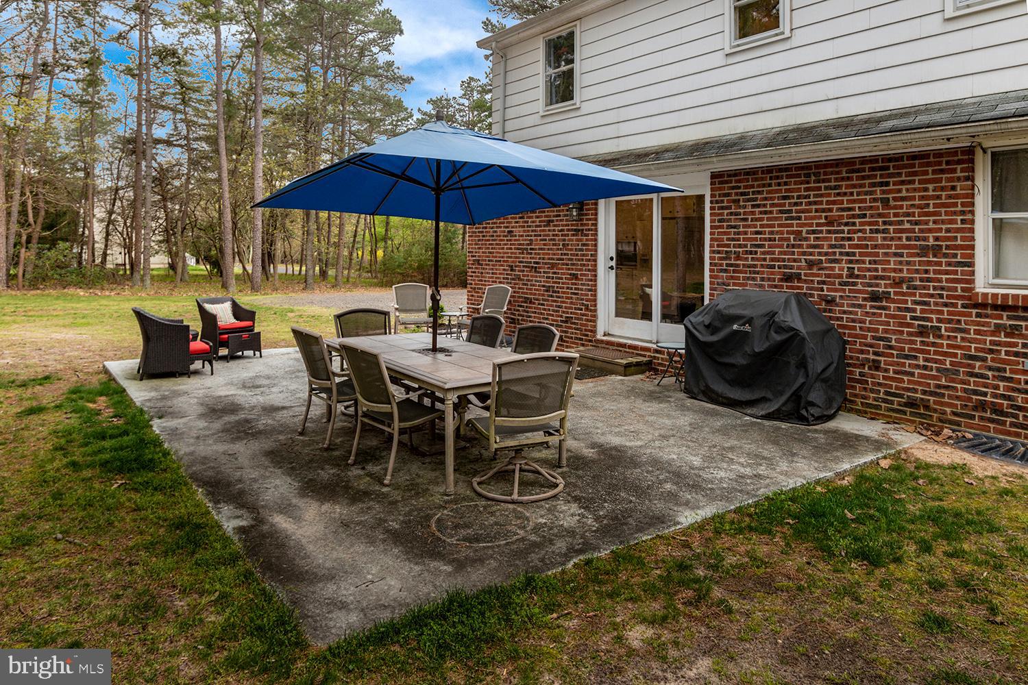 6 Spring Drive Tabernacle, NJ 08088 - Photo 8 of 29 Back patio