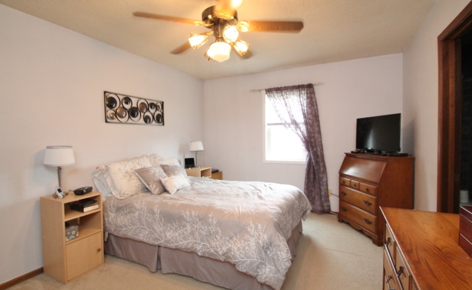 6606 Wood Rim Run Fort Wayne, IN 46825 - Photo 13 of 18 Gallery Image 13