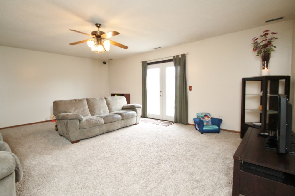 6606 Wood Rim Run Fort Wayne, IN 46825 - Photo 6 of 18 Gallery Image 6